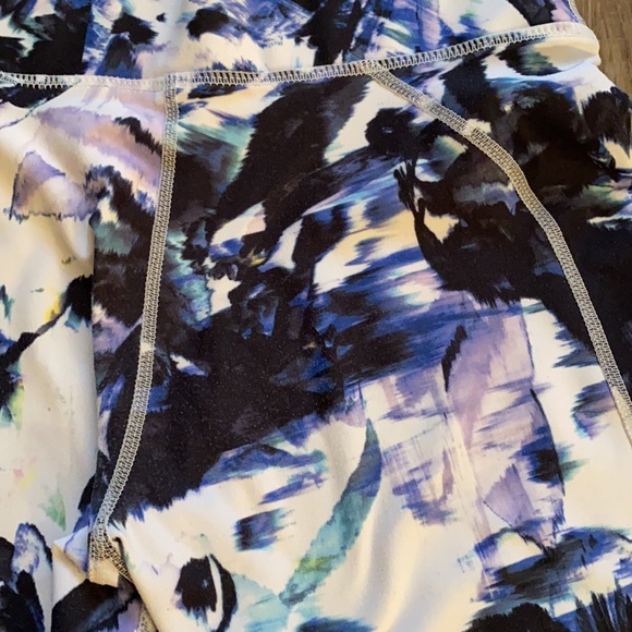 Fabletics legging bundle size Small - Picture 8 of 9